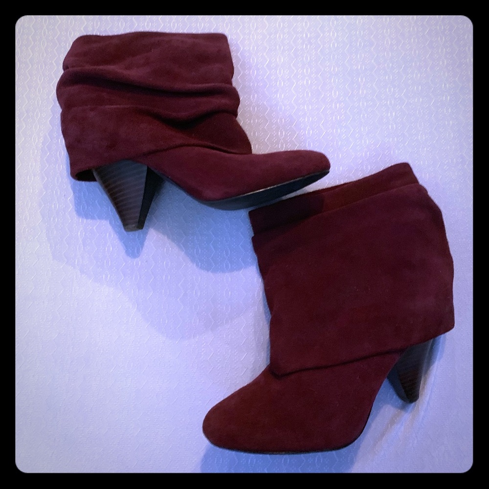 Steve Madden Burgundy Suede Carlsen Ankle Boots